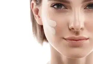 بی بی کرم 7 کاره پوست روشن فارماسی حجم 50 میل