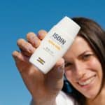 ضدآفتاب  ایزدین Isdin مدل Active Unify