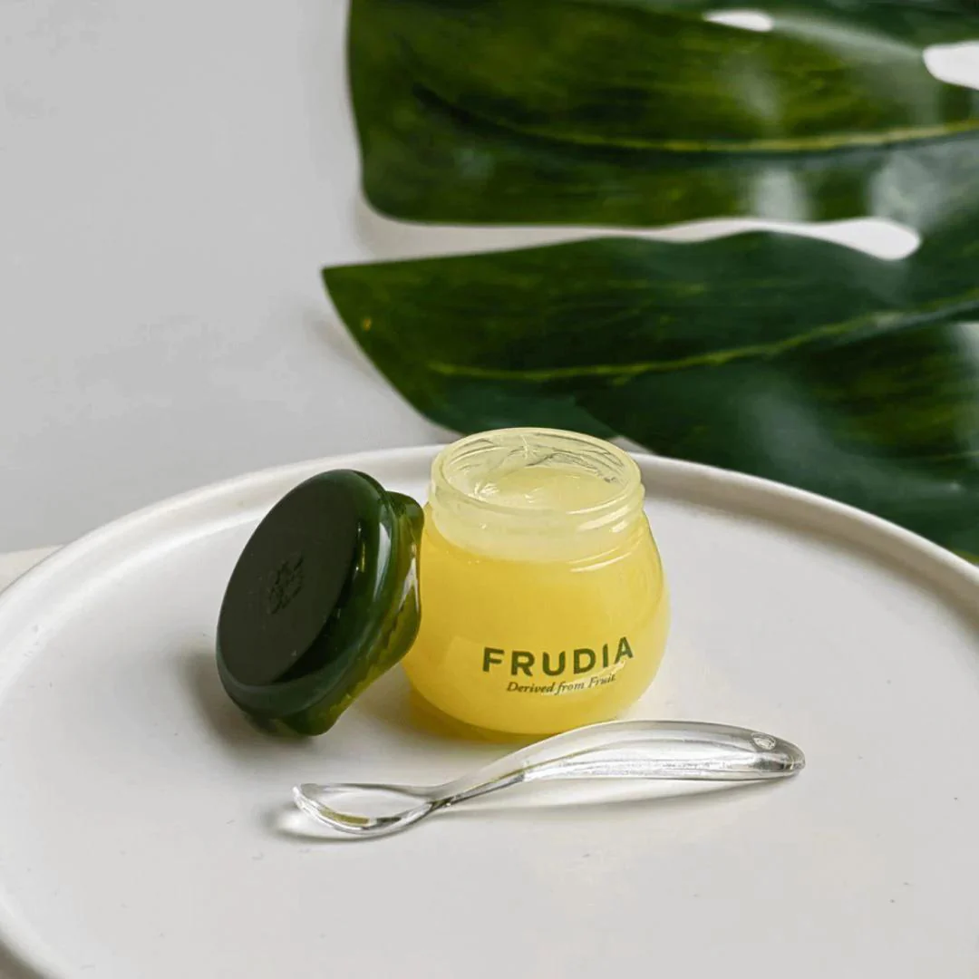 بالم لب آبرسان و حجم دهنده فرودیا Frudia حاوی عصاره آووکادو