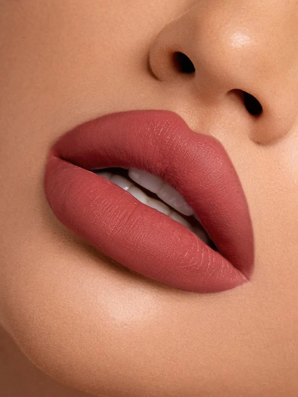retro rose223 رژ لب مات شیگلم سری Matte Allure