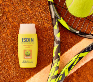 ضد آفتاب بی رنگ ایزدین مدل آلکاراز